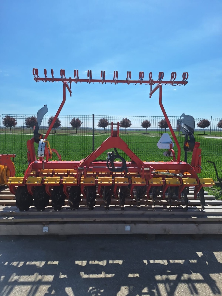 Kratka tanjurača Vaderstad Carrier 300